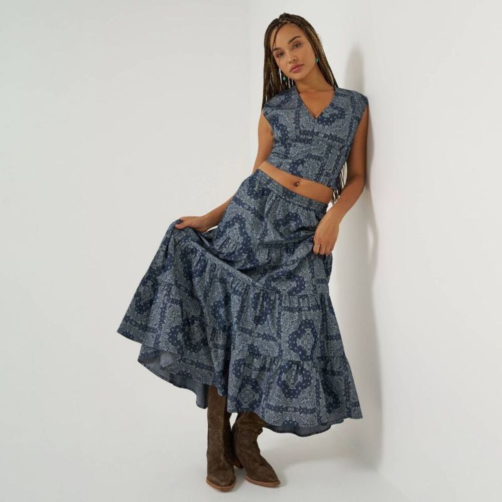 Wrangler Women's Denim Tiered Paisley Maxi Skirt - Blue S